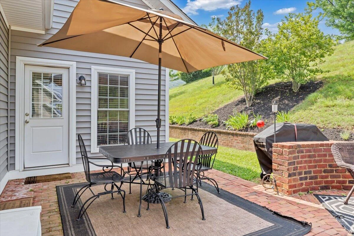 5665 Sullivan LN - Photo 53