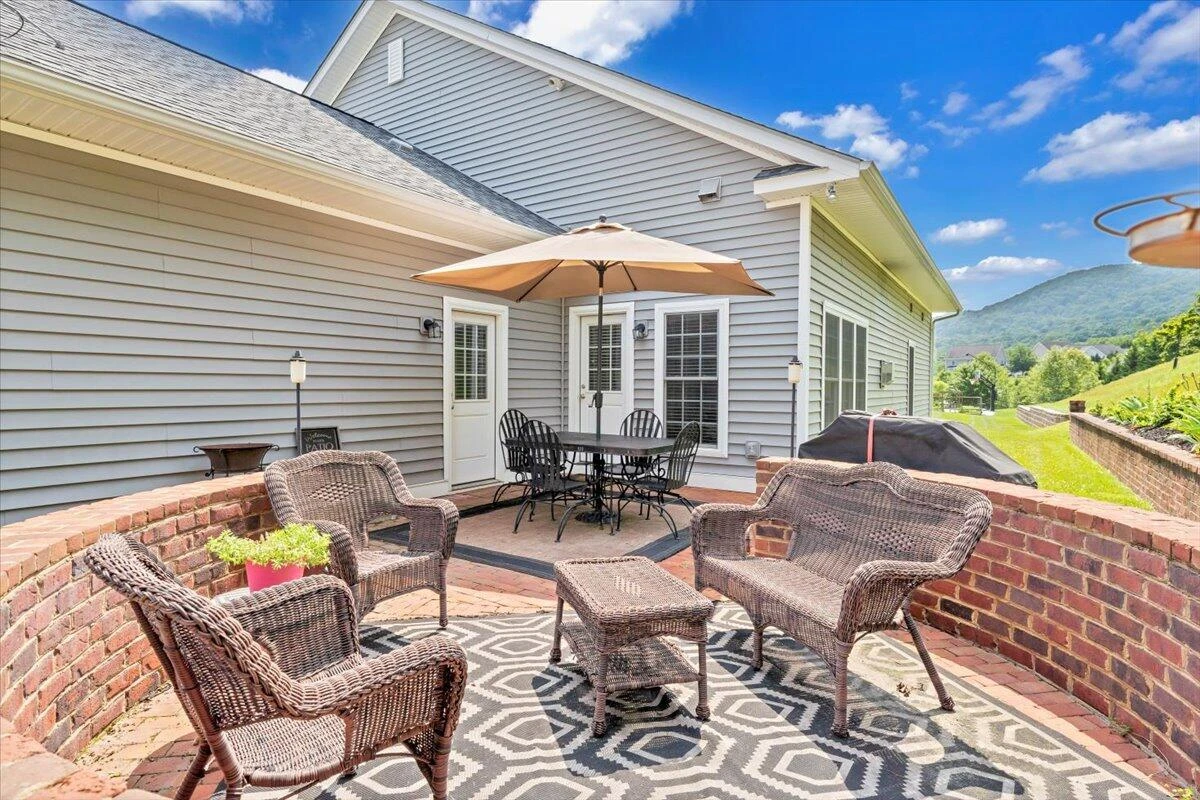 5665 Sullivan LN - Photo 55