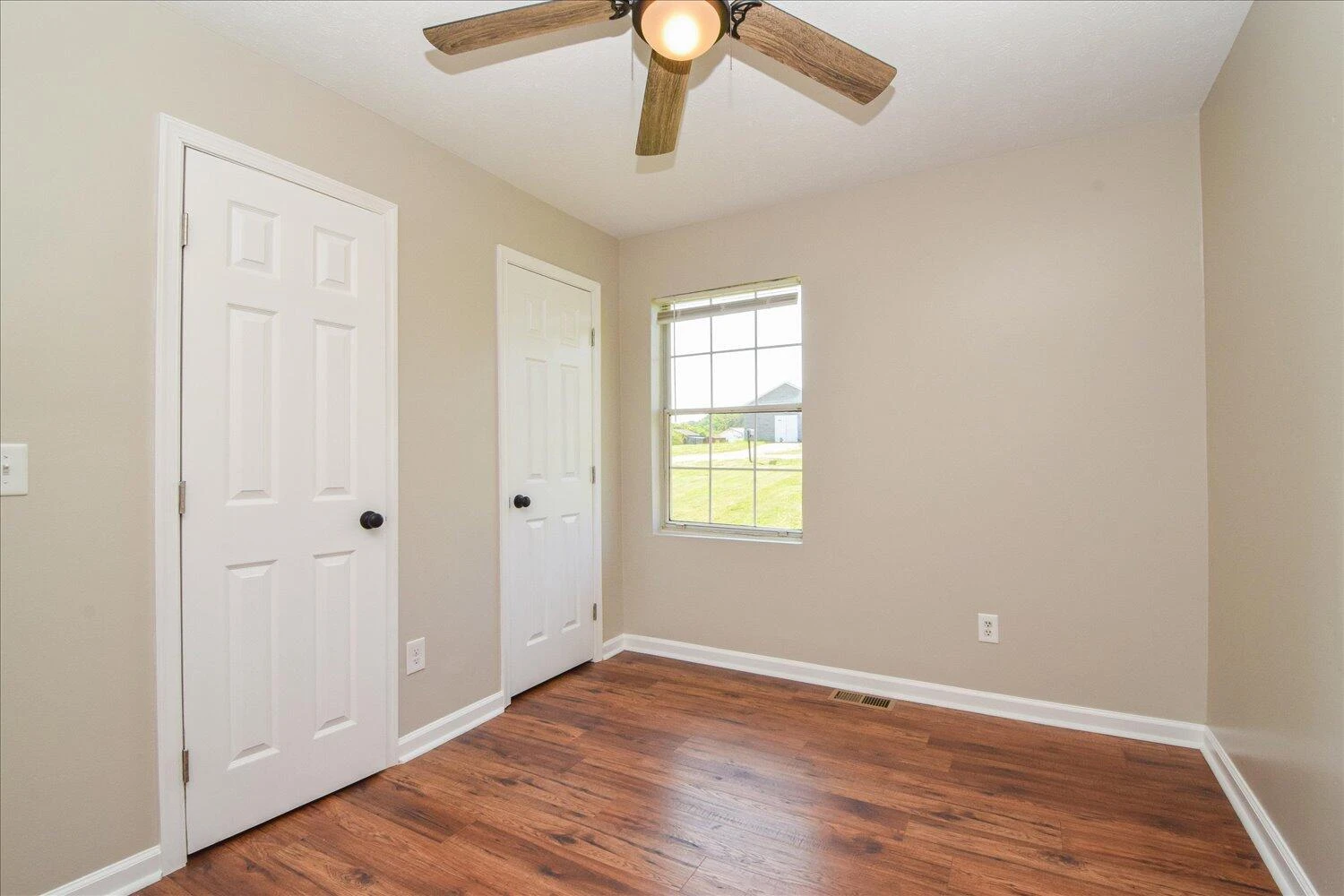 938 Boulder LN - Photo 10