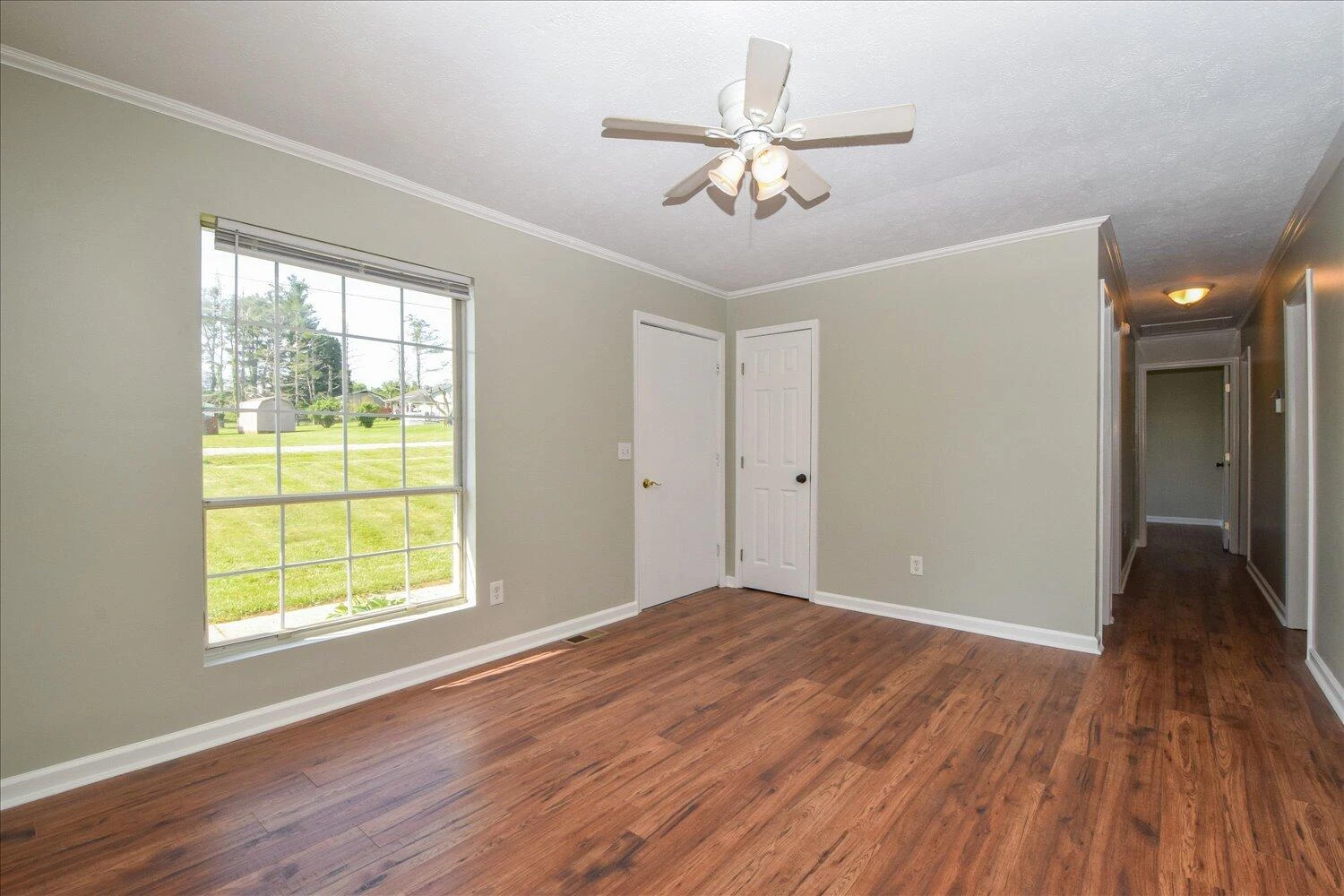 938 Boulder LN - Photo 3