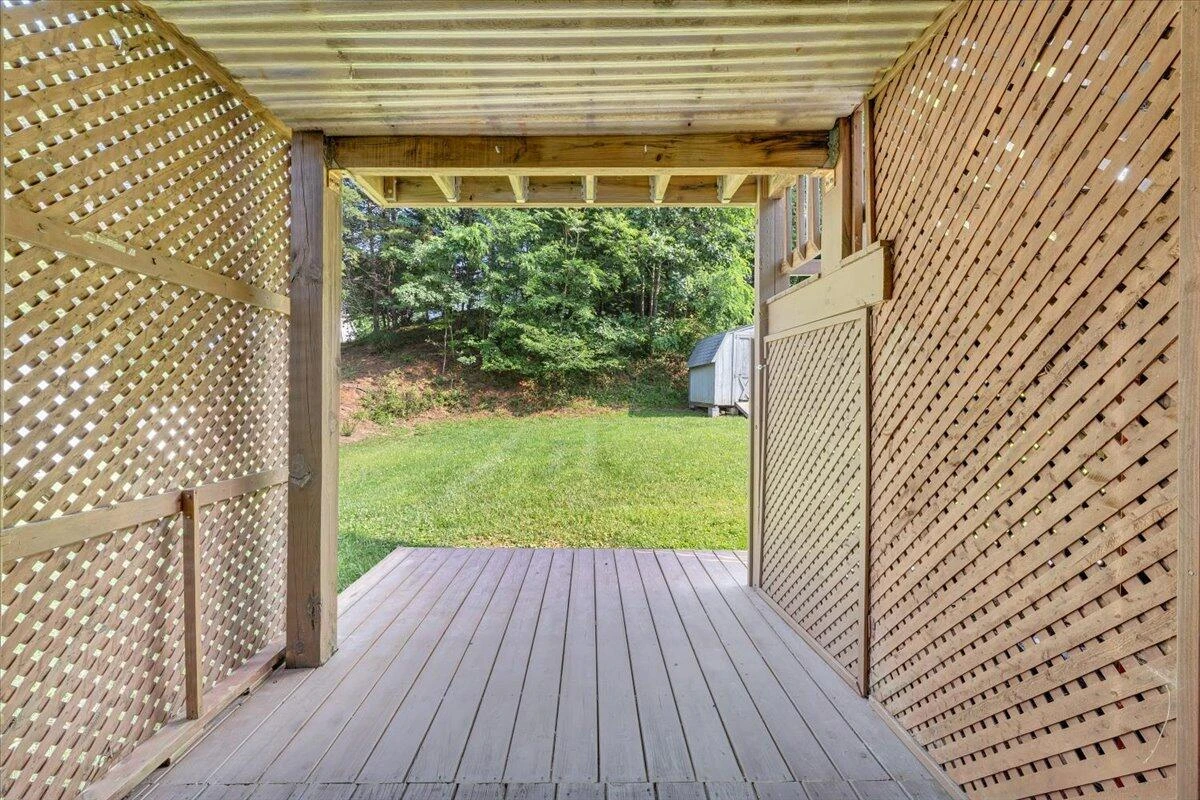715 Stonewall ST - Photo 30