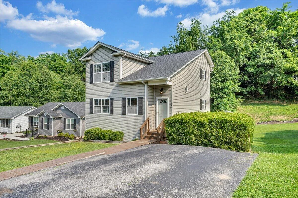 715 Stonewall ST - Photo 48