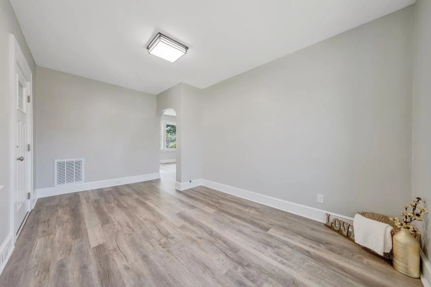 3537 Garden City BLVD - Photo 8