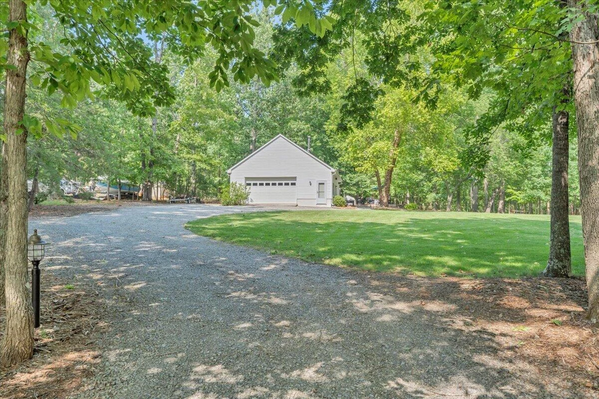 201 Byway RD - Photo 17
