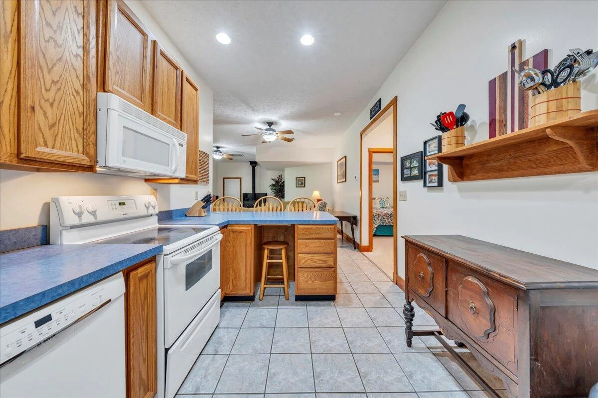 201 Byway RD - Photo 30