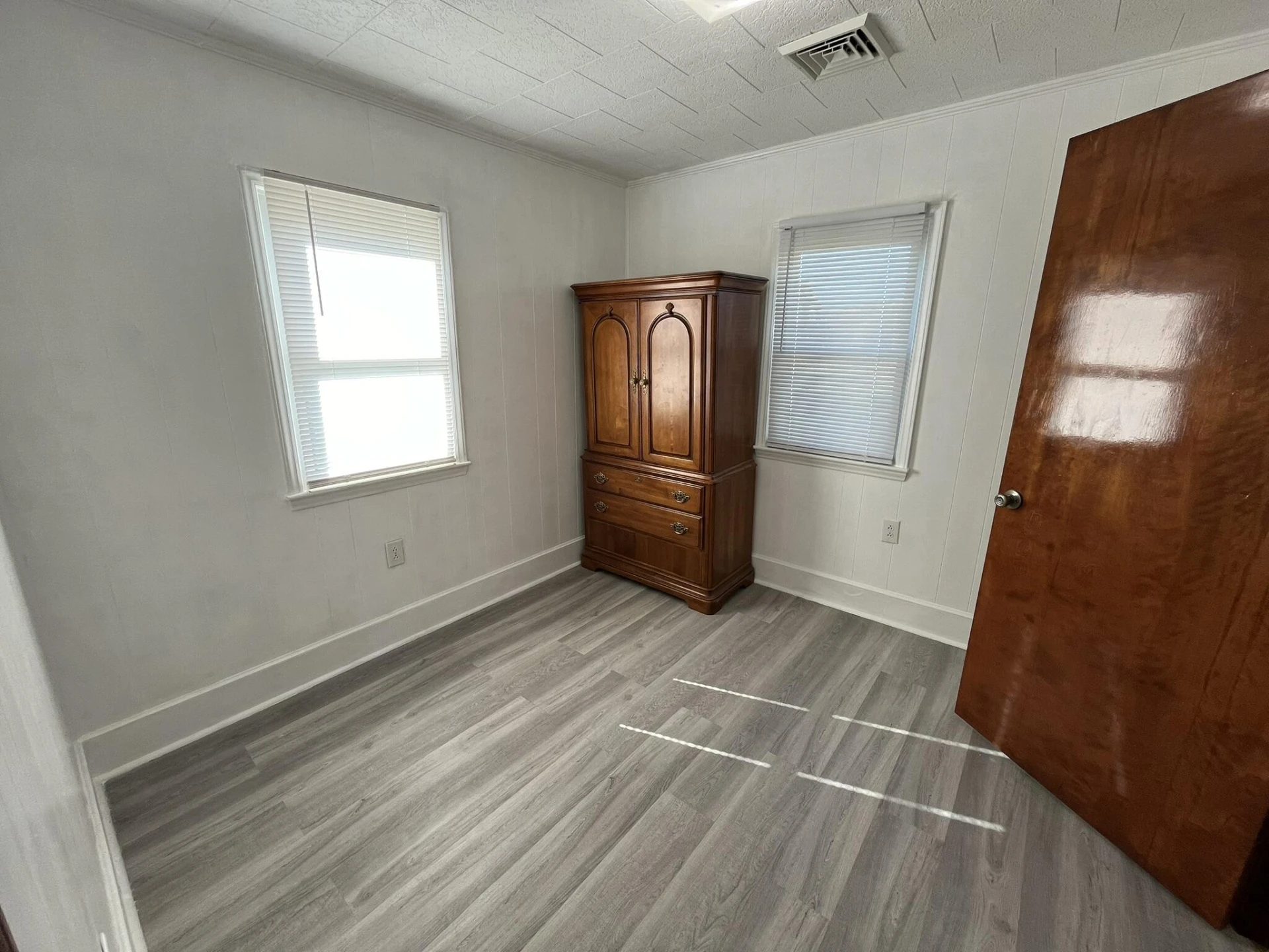 1180 North Main ST - Photo 11
