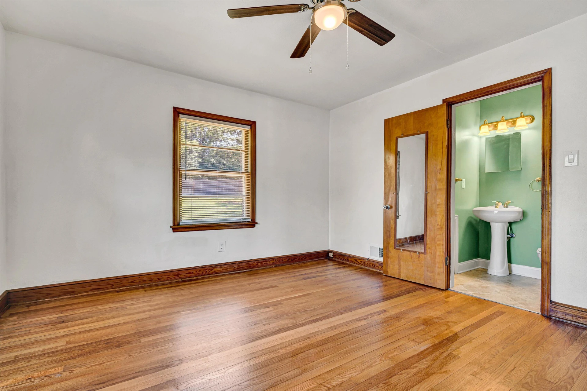 2527 Northminster RD - Photo 13