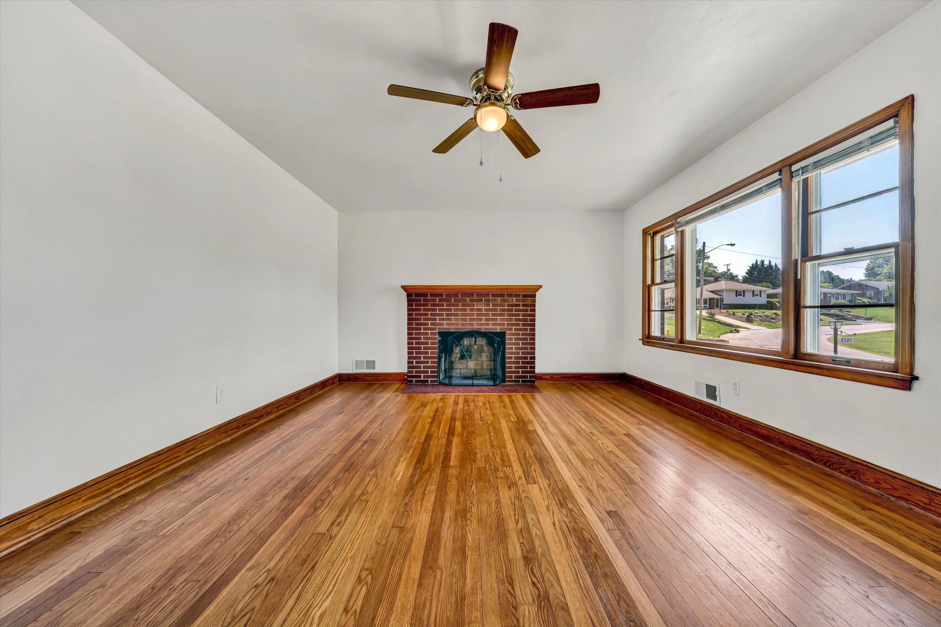 2527 Northminster RD - Photo 5