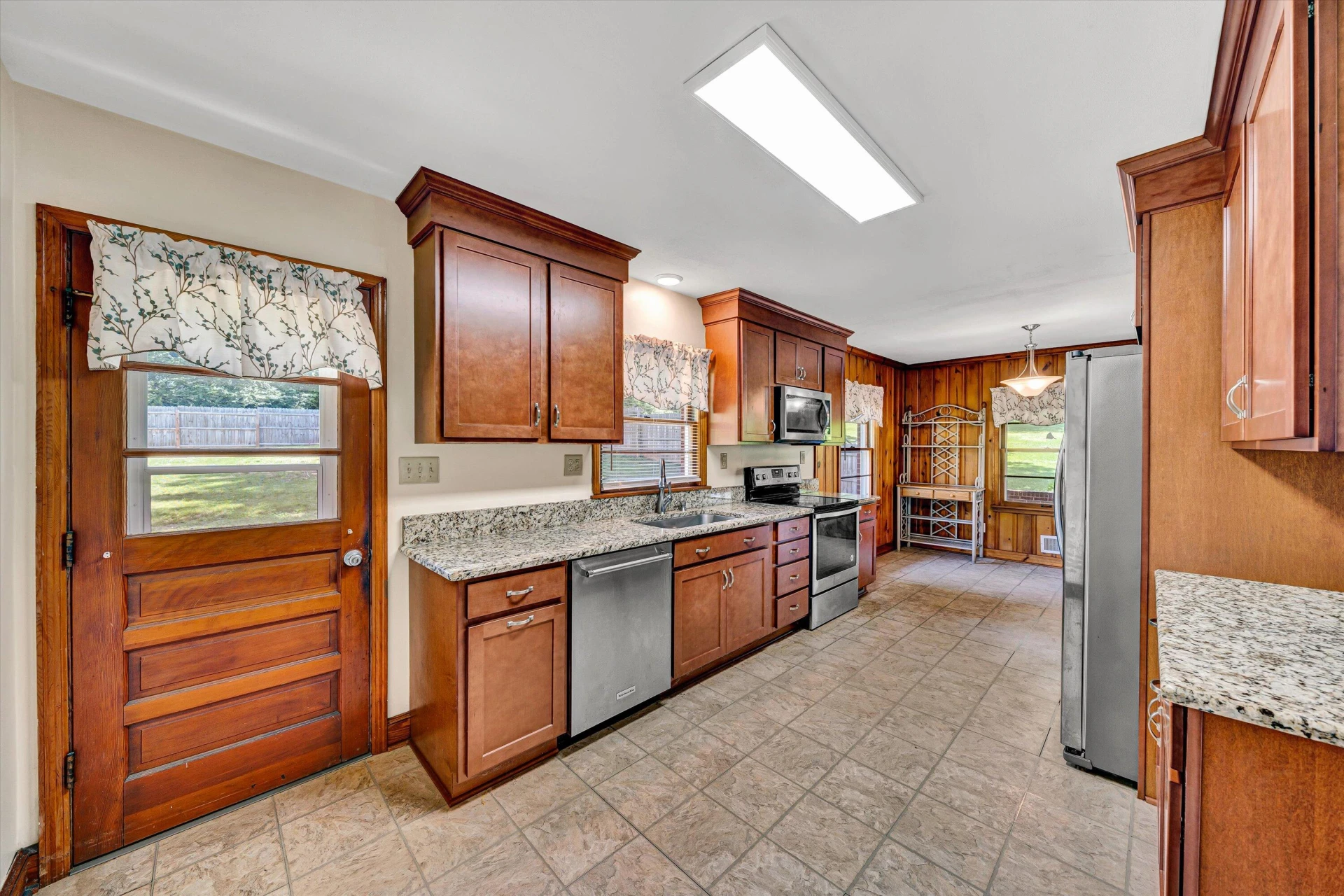 2527 Northminster RD - Photo 7
