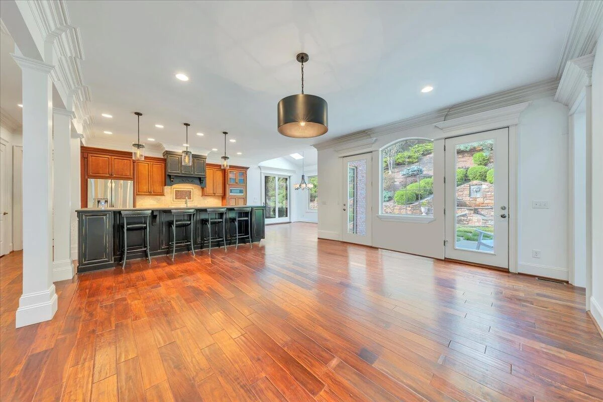 6491 Hidden Woods DR - Photo 12