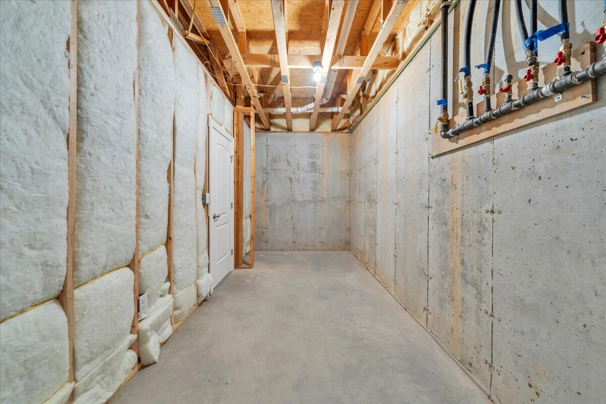 6491 Hidden Woods DR - Photo 51