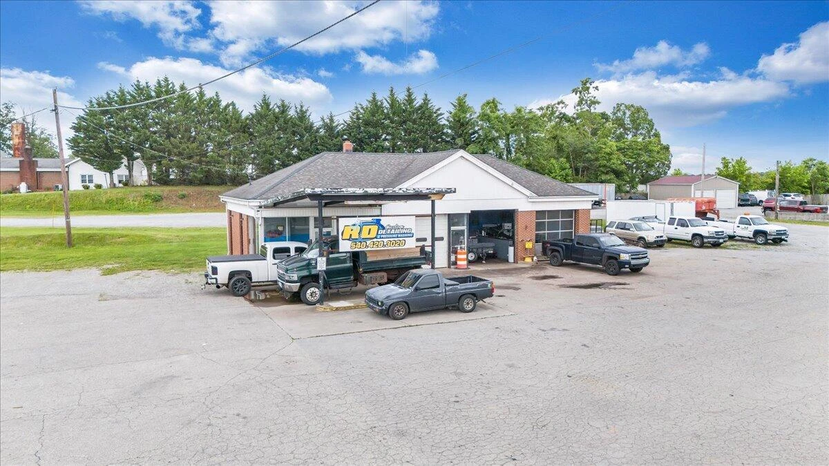 11498 Virgil H Goode HWY - Photo 16