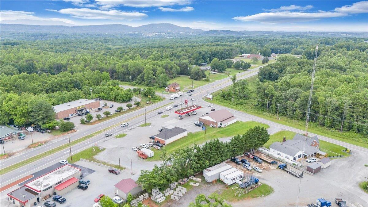 11498 Virgil H Goode HWY - Photo 28