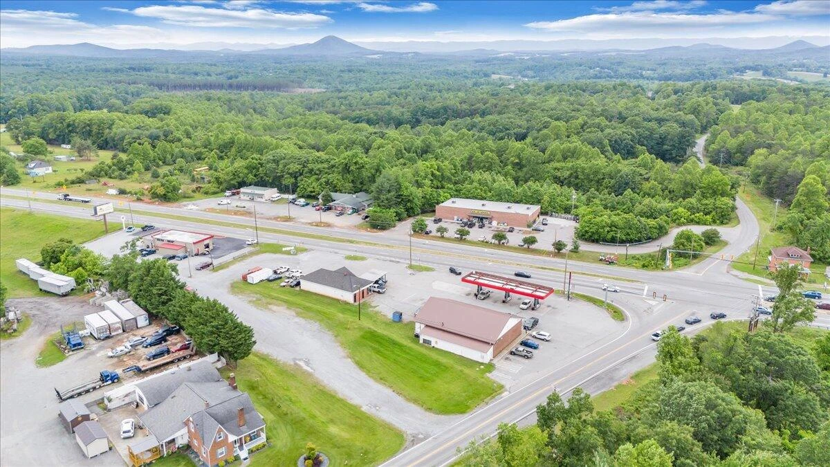 11498 Virgil H Goode HWY - Photo 30