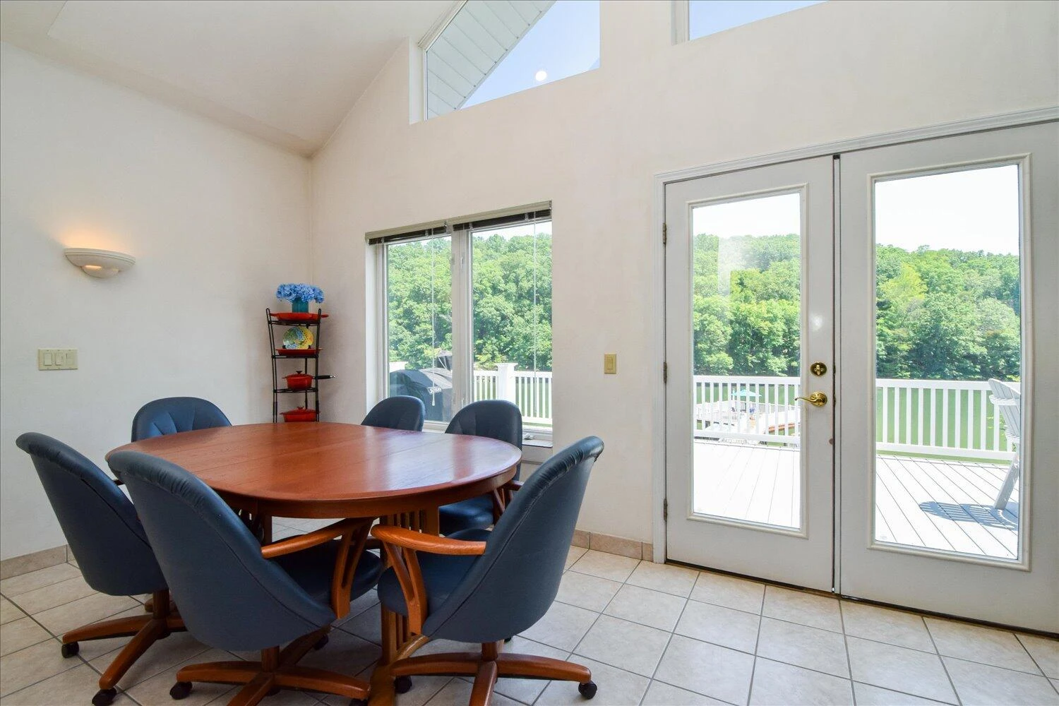 285 Dixon DR - Photo 11