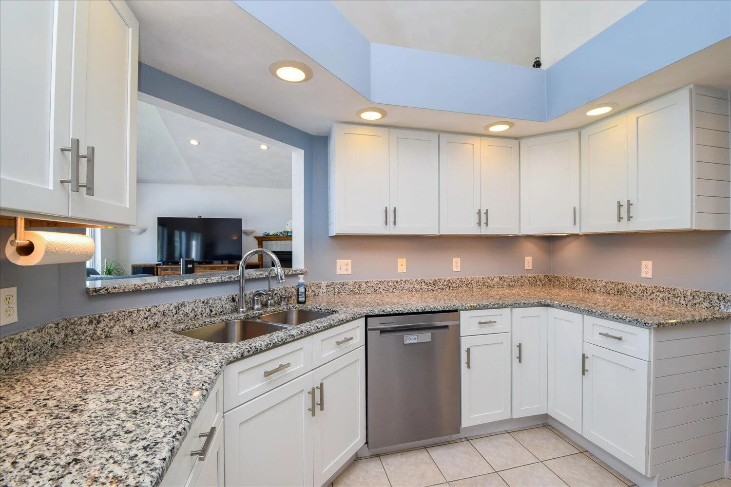 285 Dixon DR - Photo 13