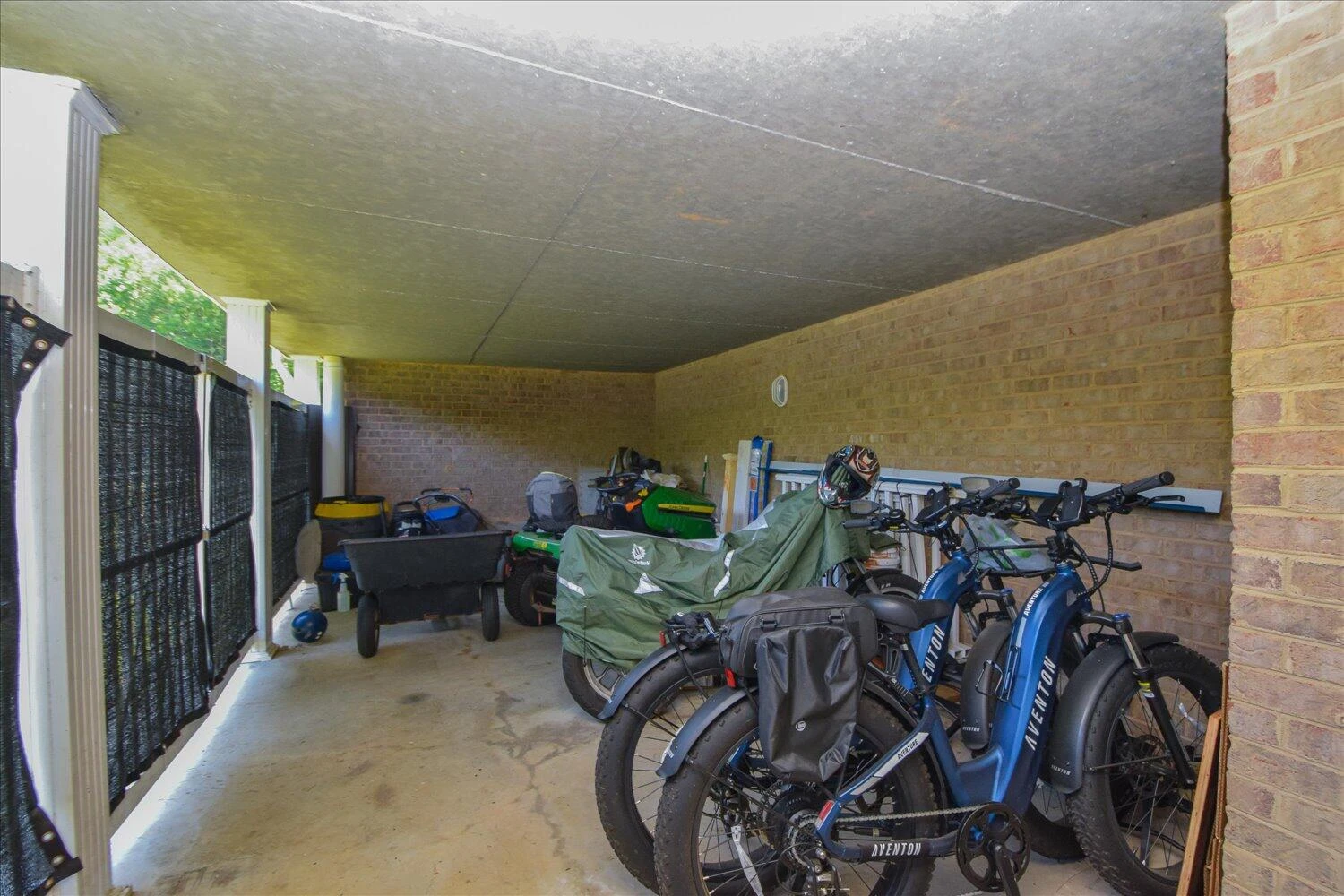 285 Dixon DR - Photo 46