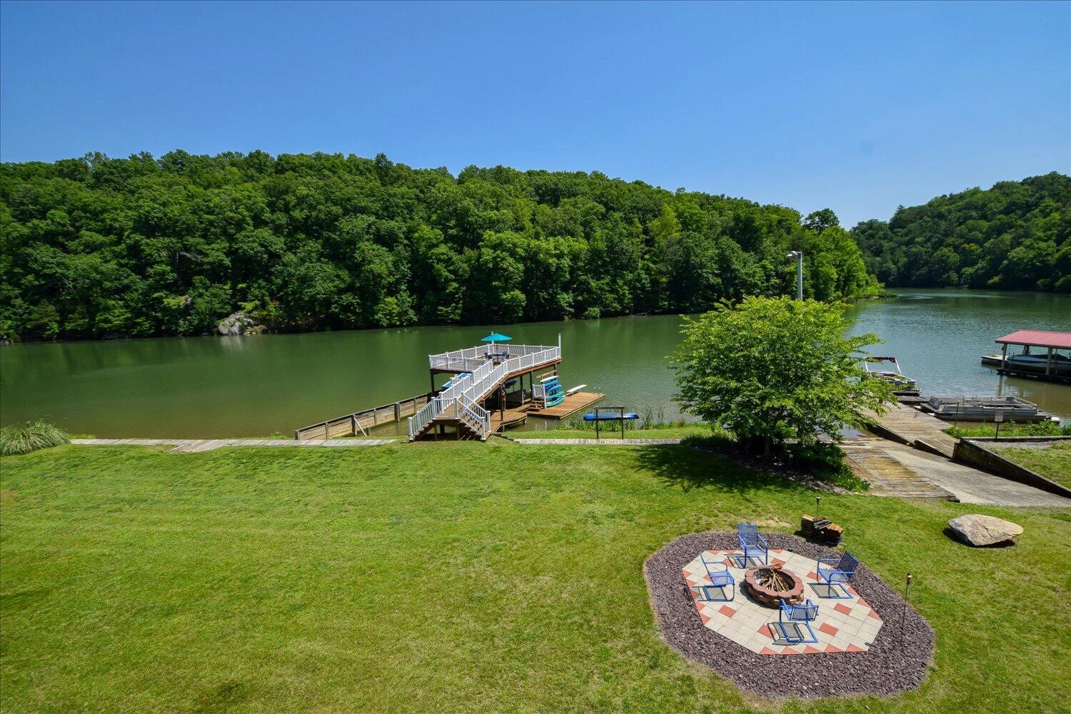 285 Dixon DR - Photo 47