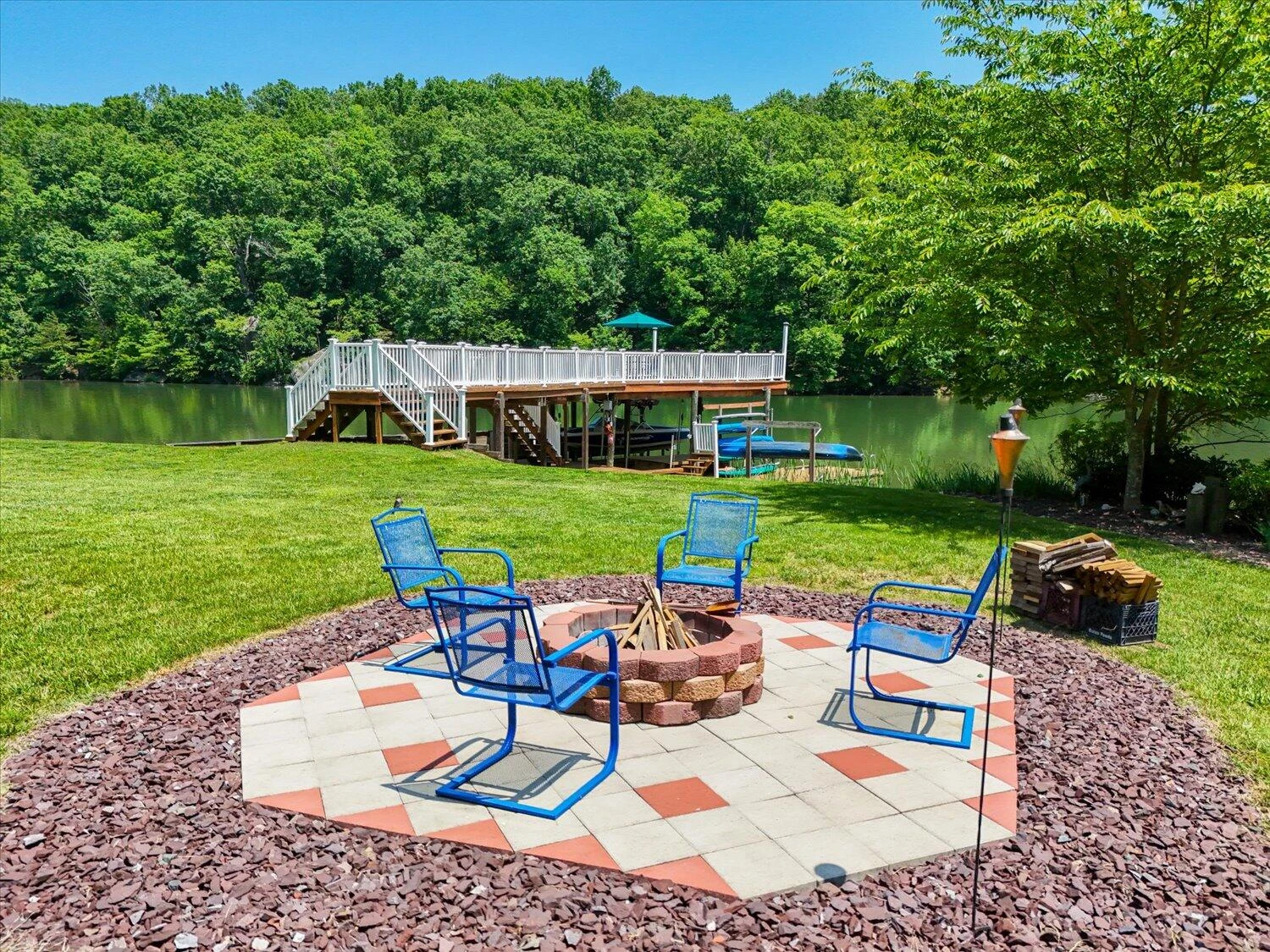 285 Dixon DR - Photo 48