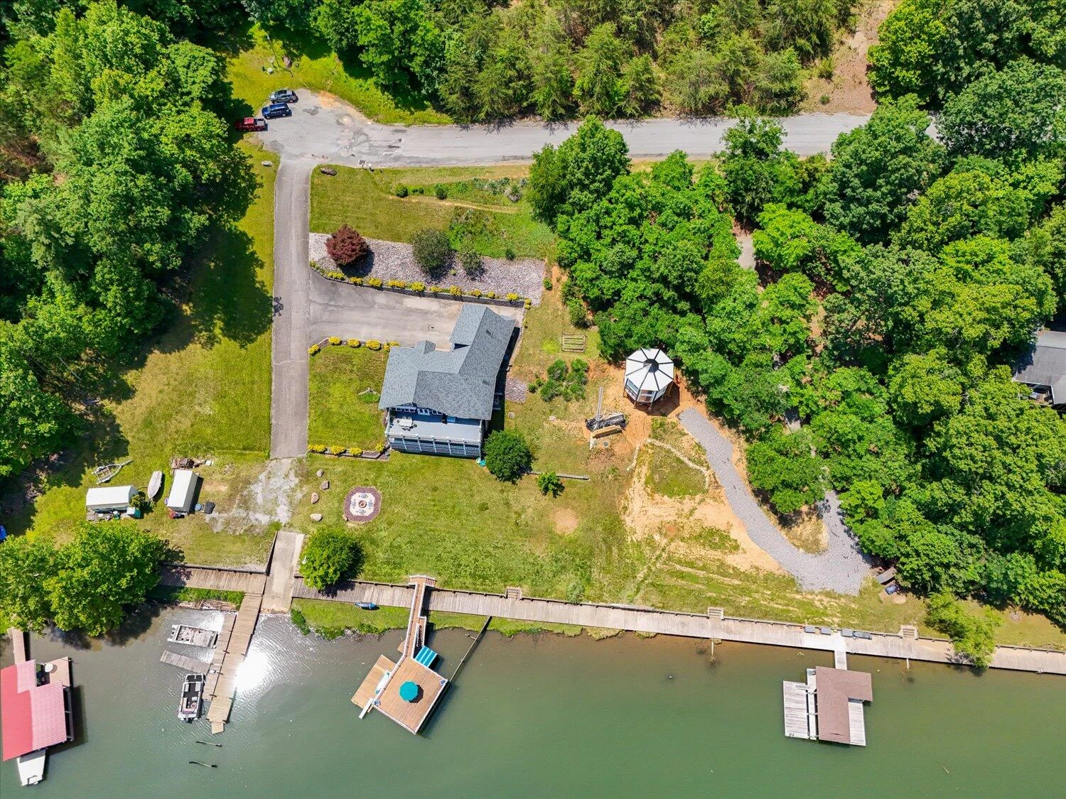 285 Dixon DR - Photo 49