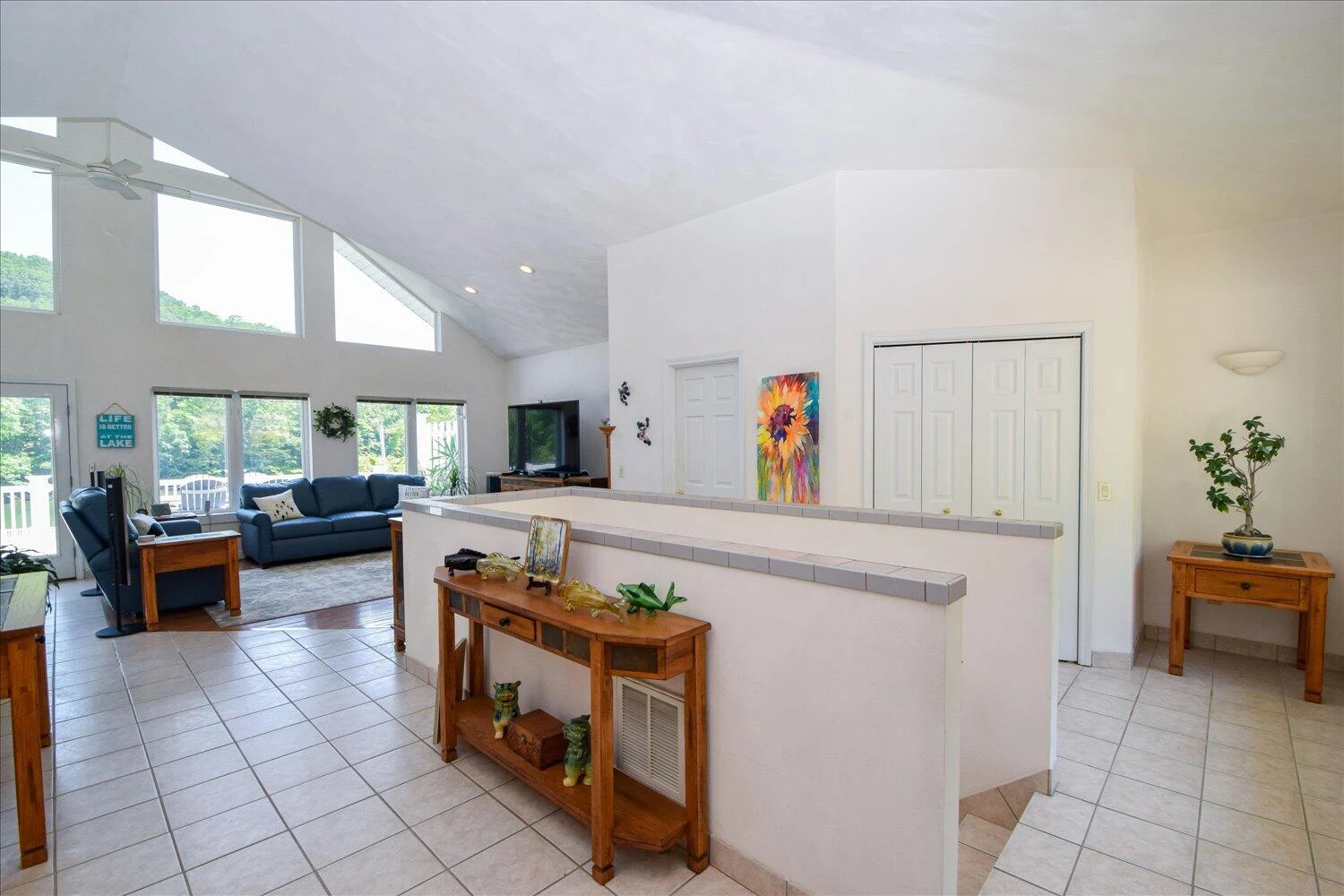 285 Dixon DR - Photo 7