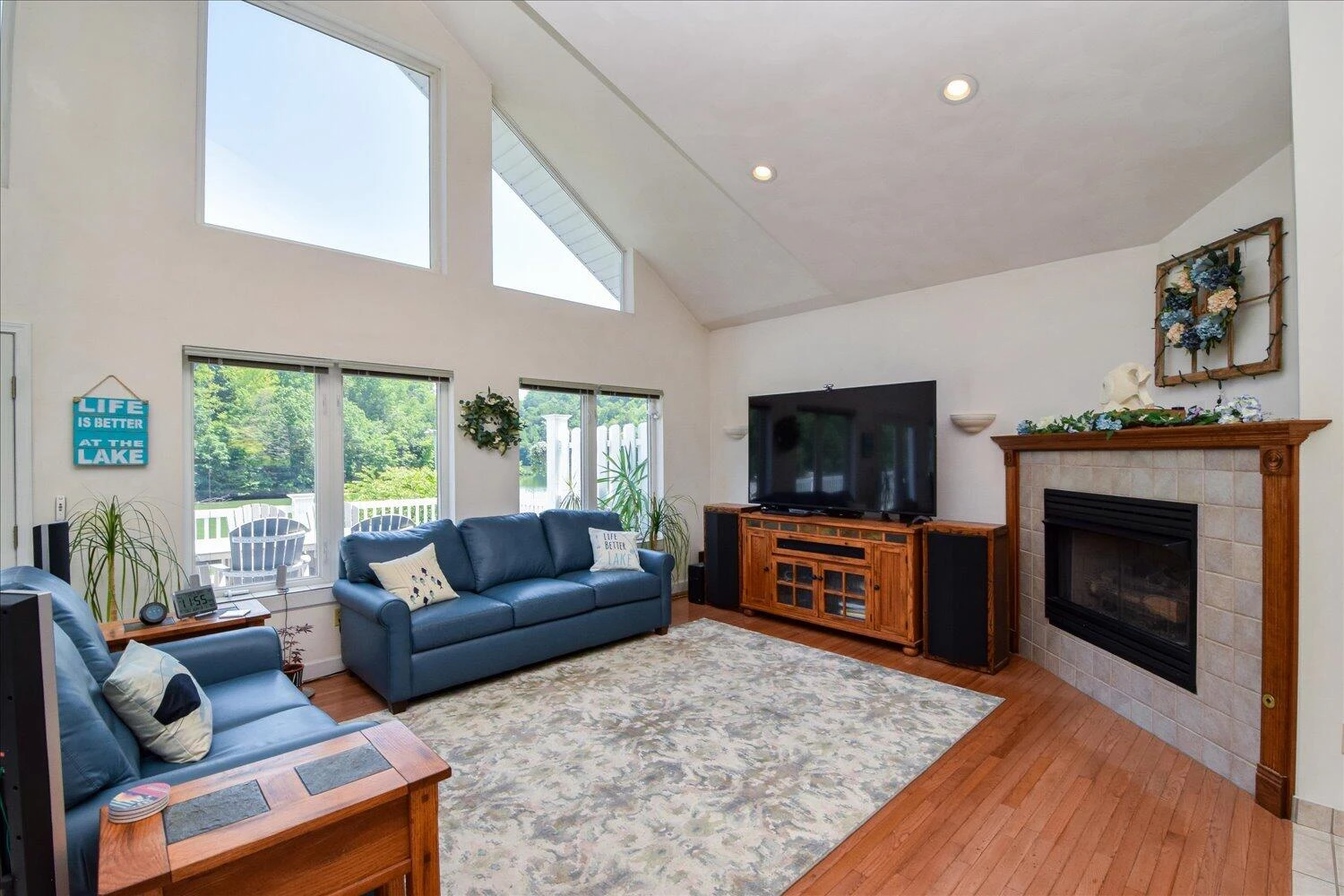 285 Dixon DR - Photo 8