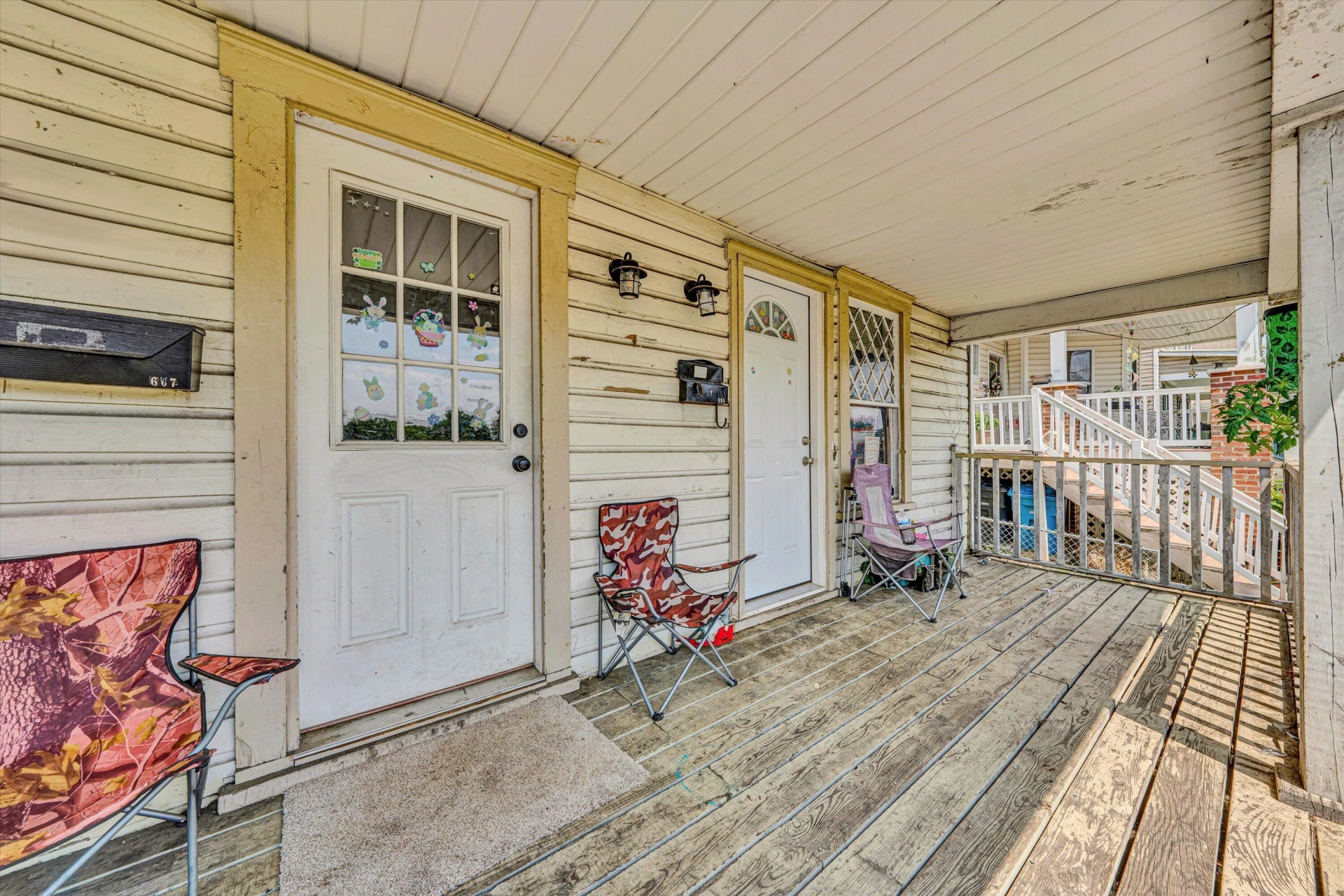 605 & 607 6th ST - Photo 4