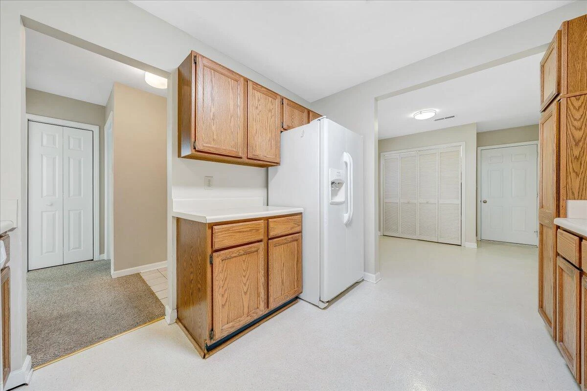 8506 Pine Hurst CIR - Photo 12