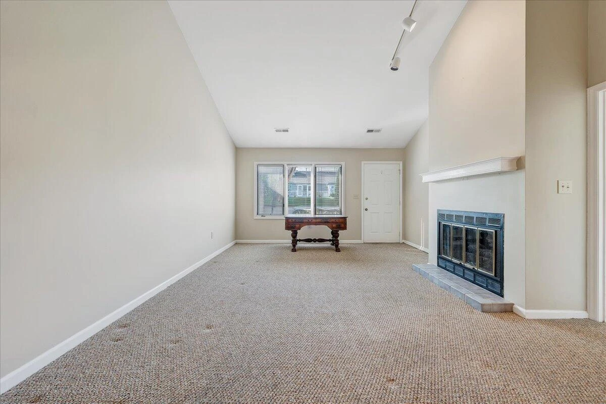 8506 Pine Hurst CIR - Photo 9