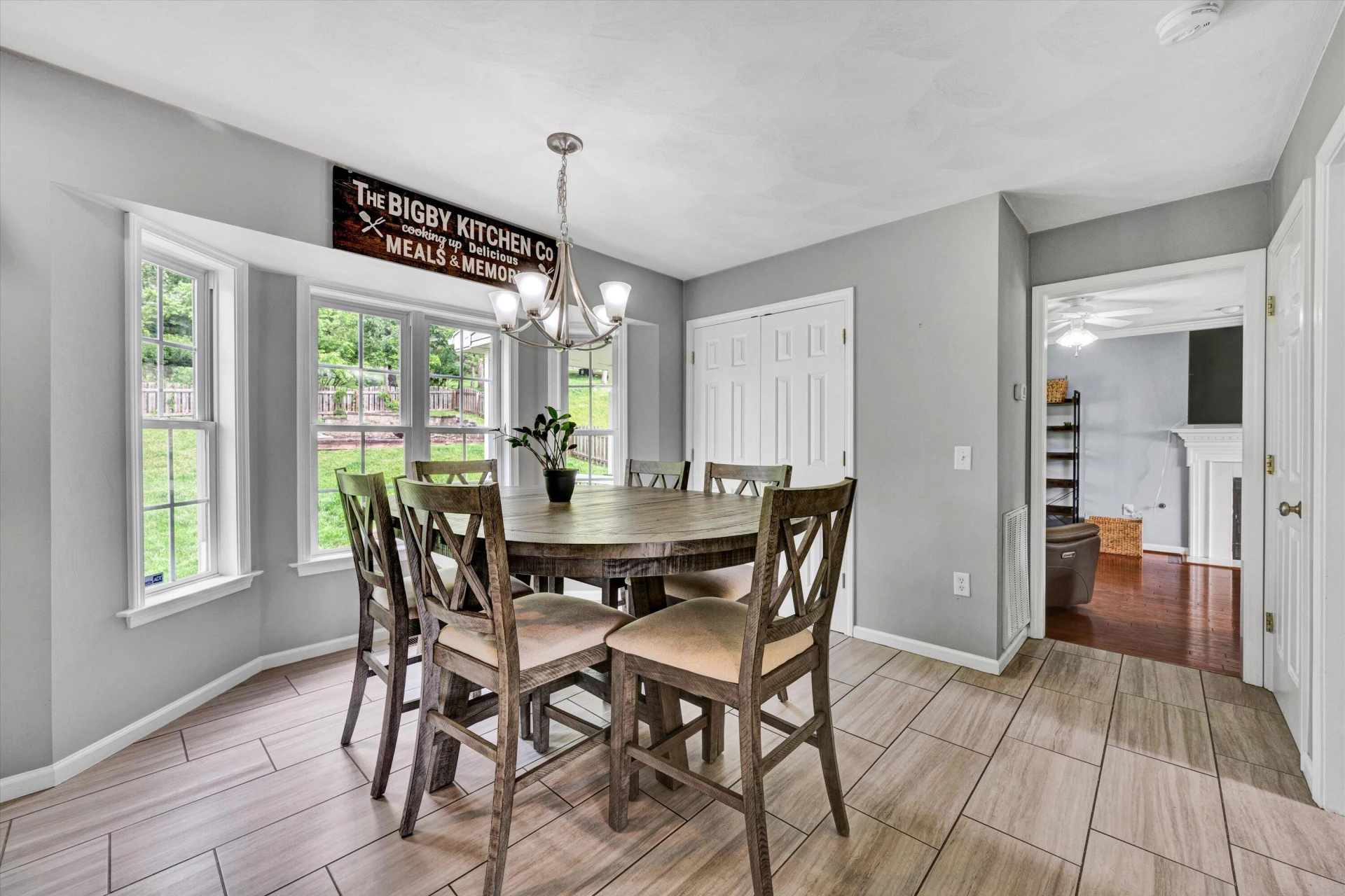 135 Sapphire AVE - Photo 16