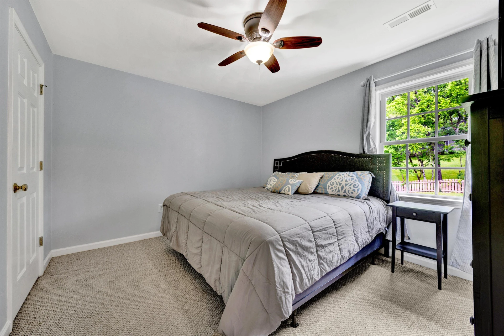 135 Sapphire AVE - Photo 31