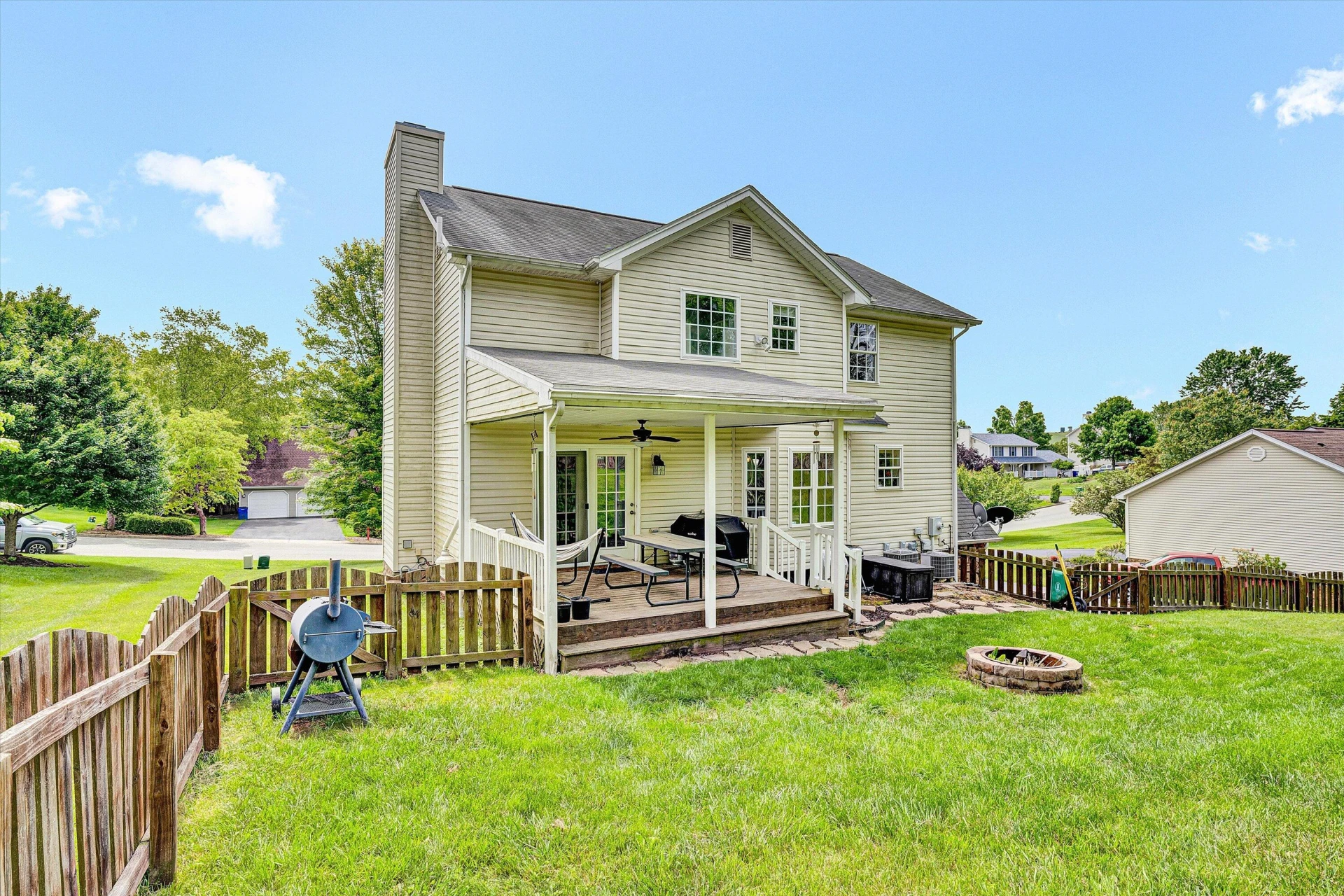 135 Sapphire AVE - Photo 47