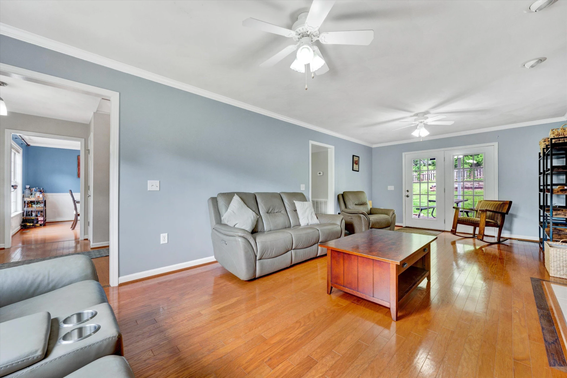 135 Sapphire AVE - Photo 10