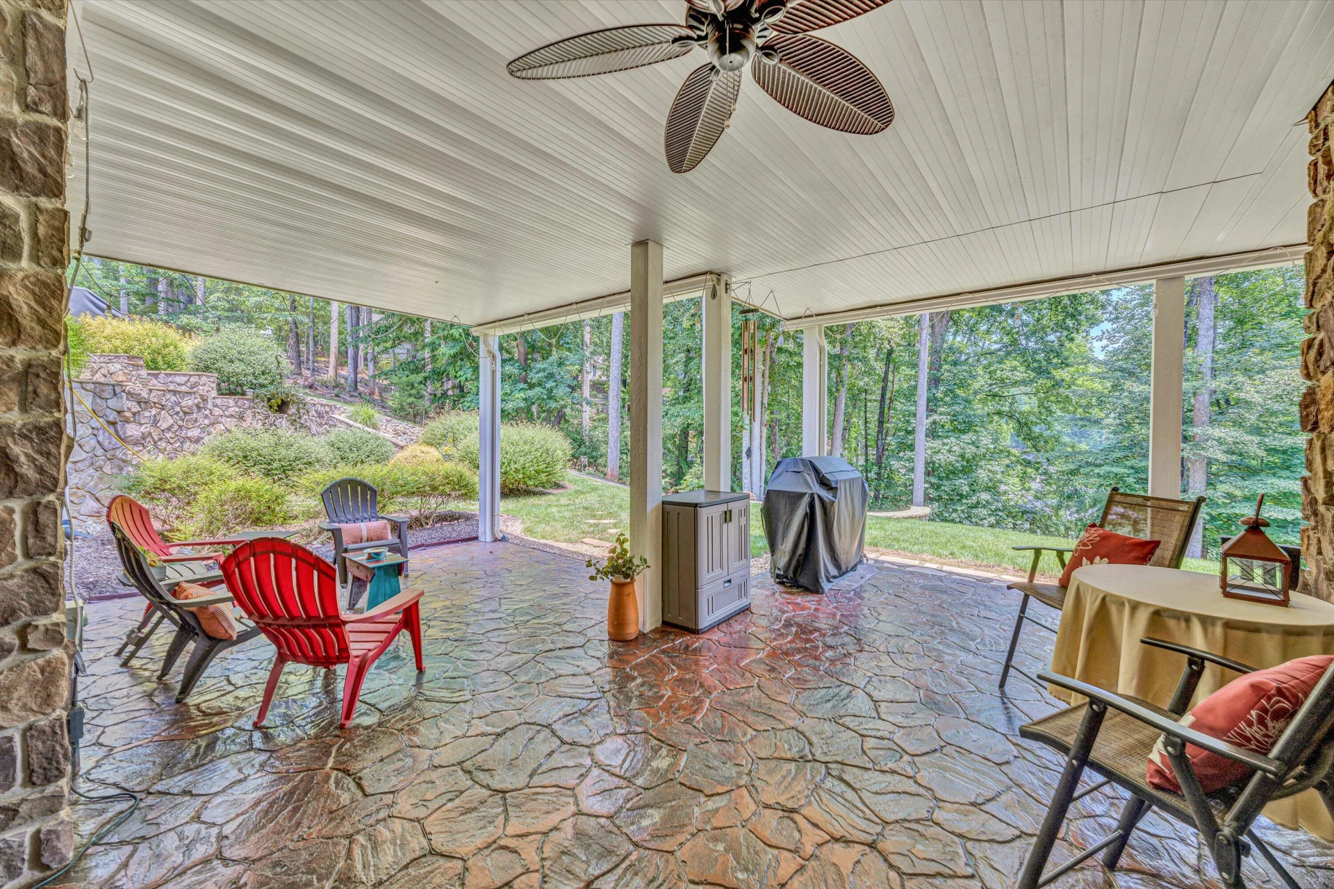 480 Winding Waters DR - Photo 46