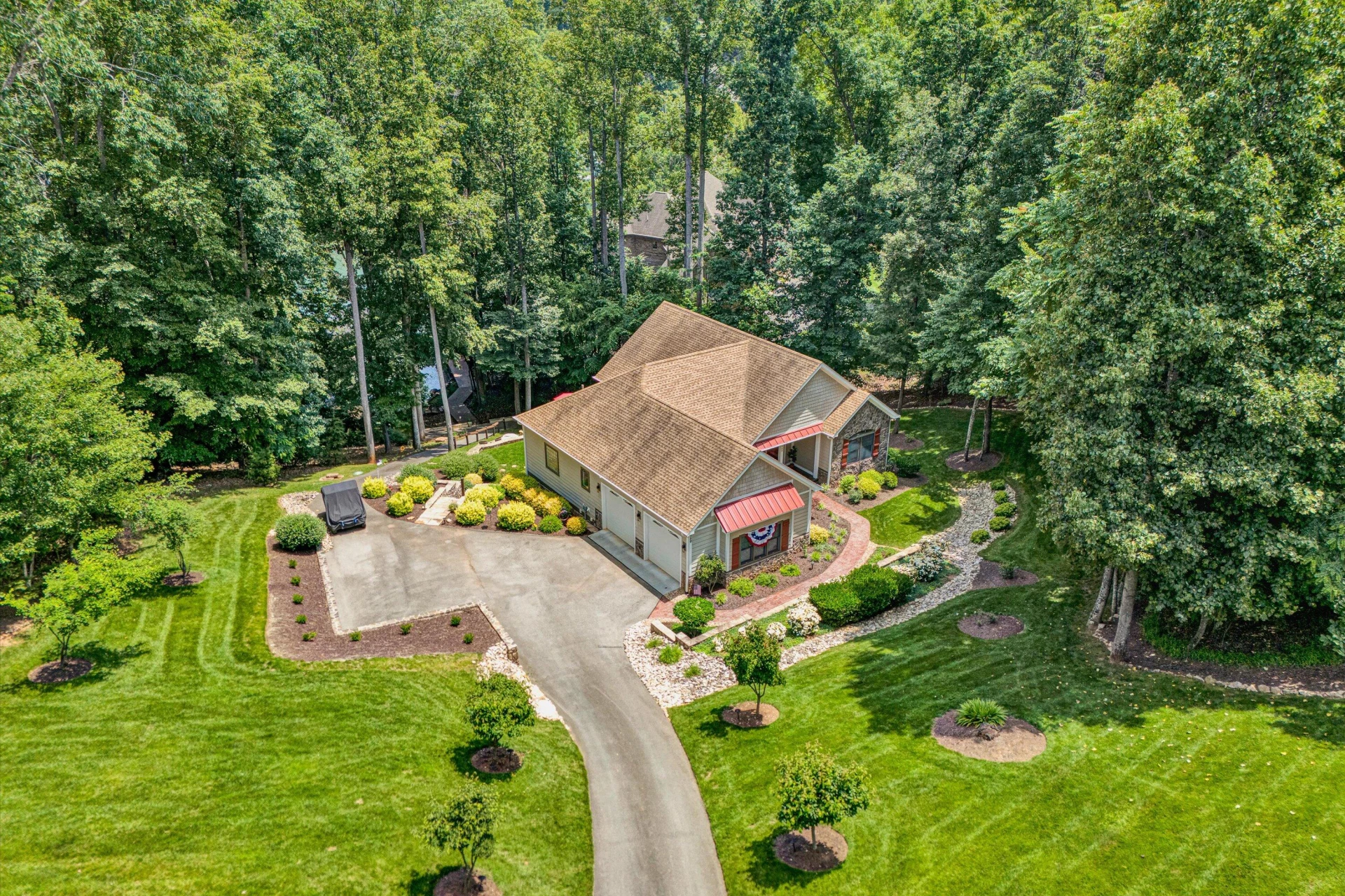 480 Winding Waters DR - Photo 66