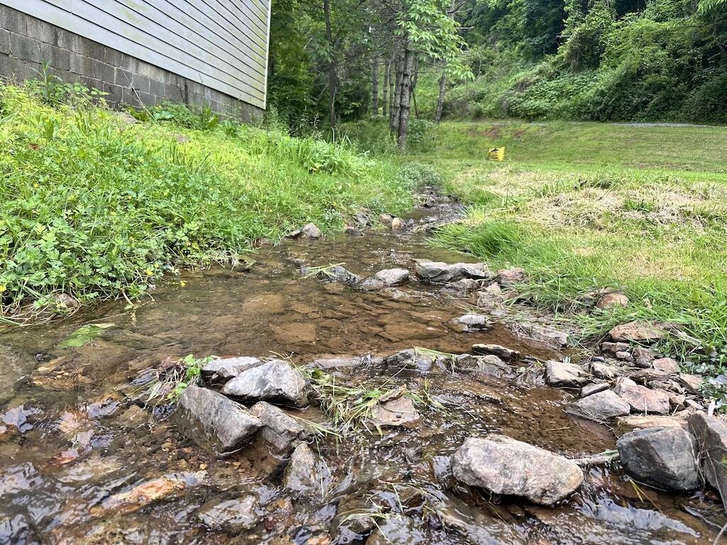 2638 Castleton RD - Photo 37
