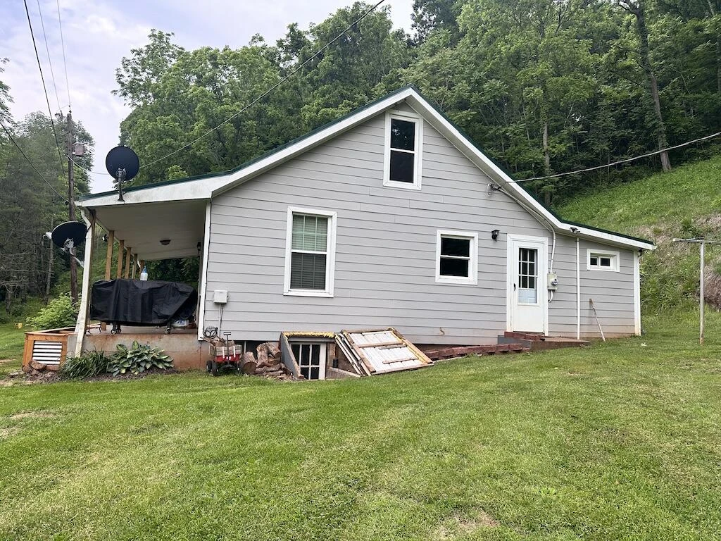 2638 Castleton RD - Photo 39