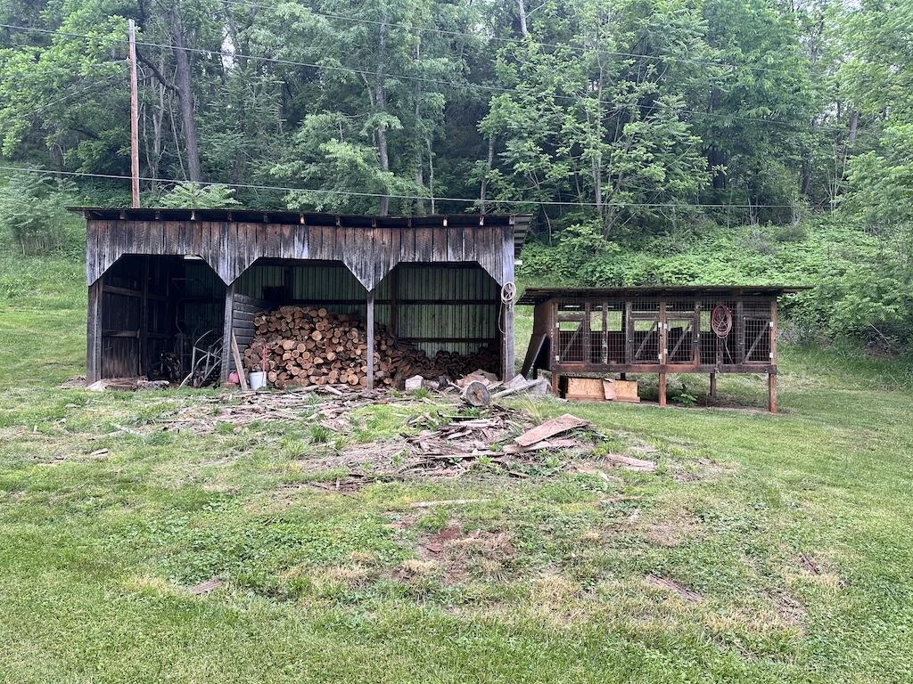 2638 Castleton RD - Photo 43