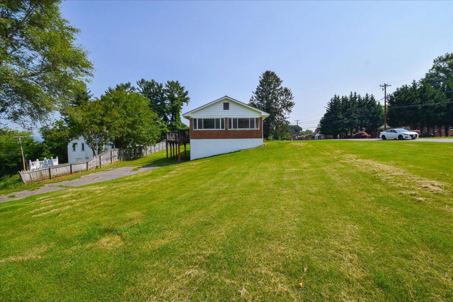 1008 Ridgecrest DR - Photo 21