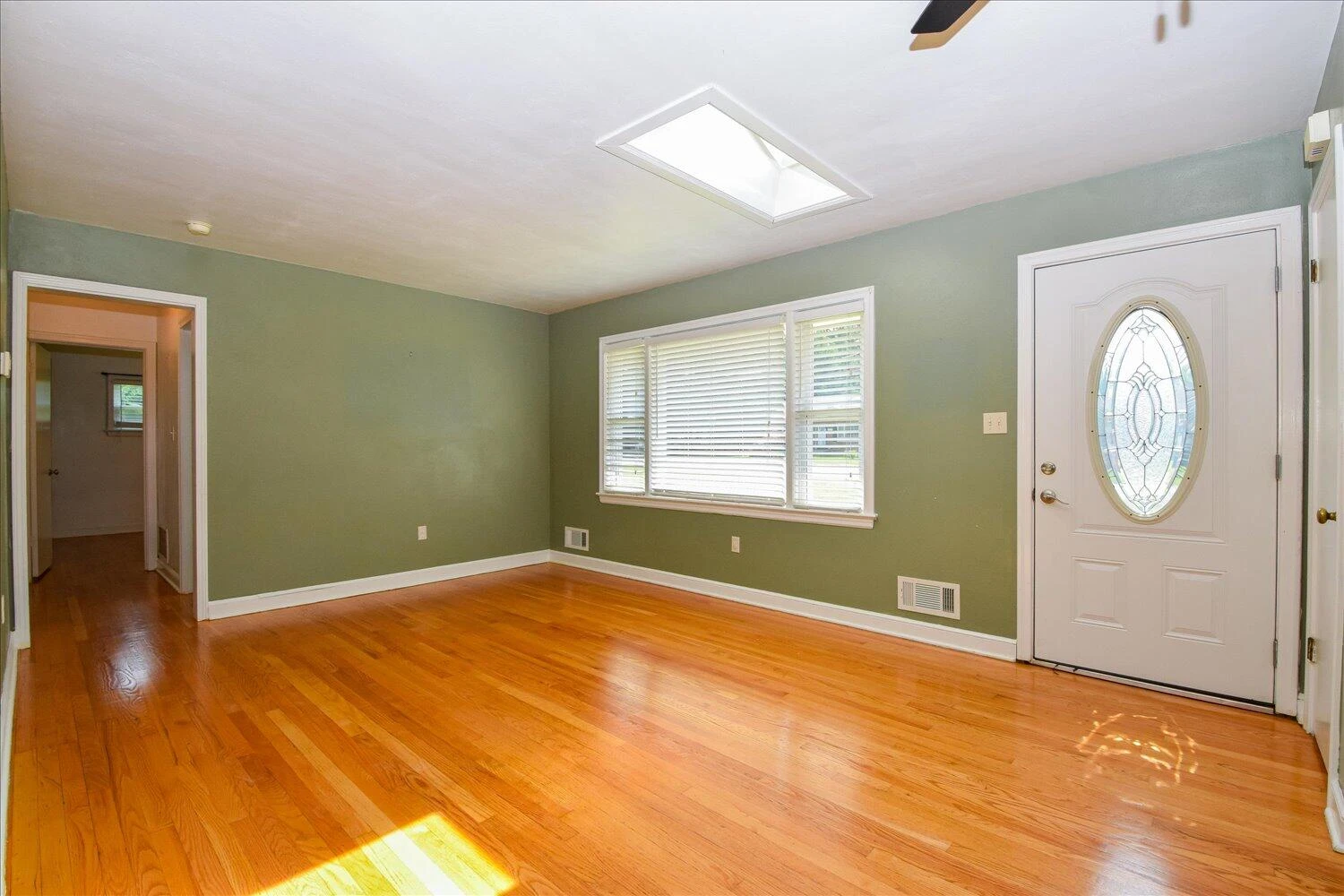 1008 Ridgecrest DR - Photo 5