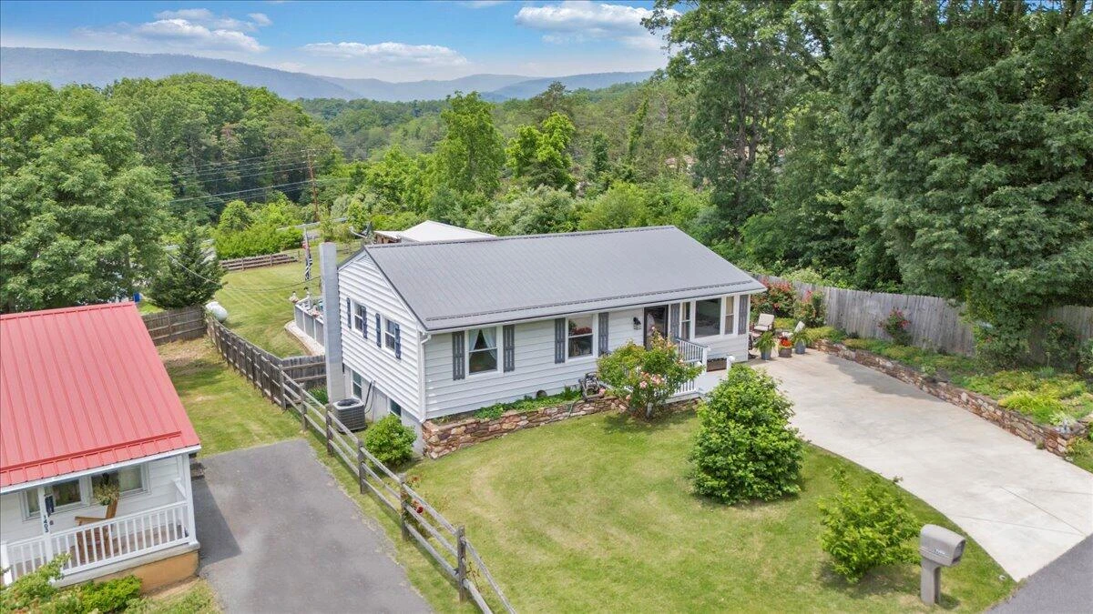 1405 Linden AVE - Photo 105
