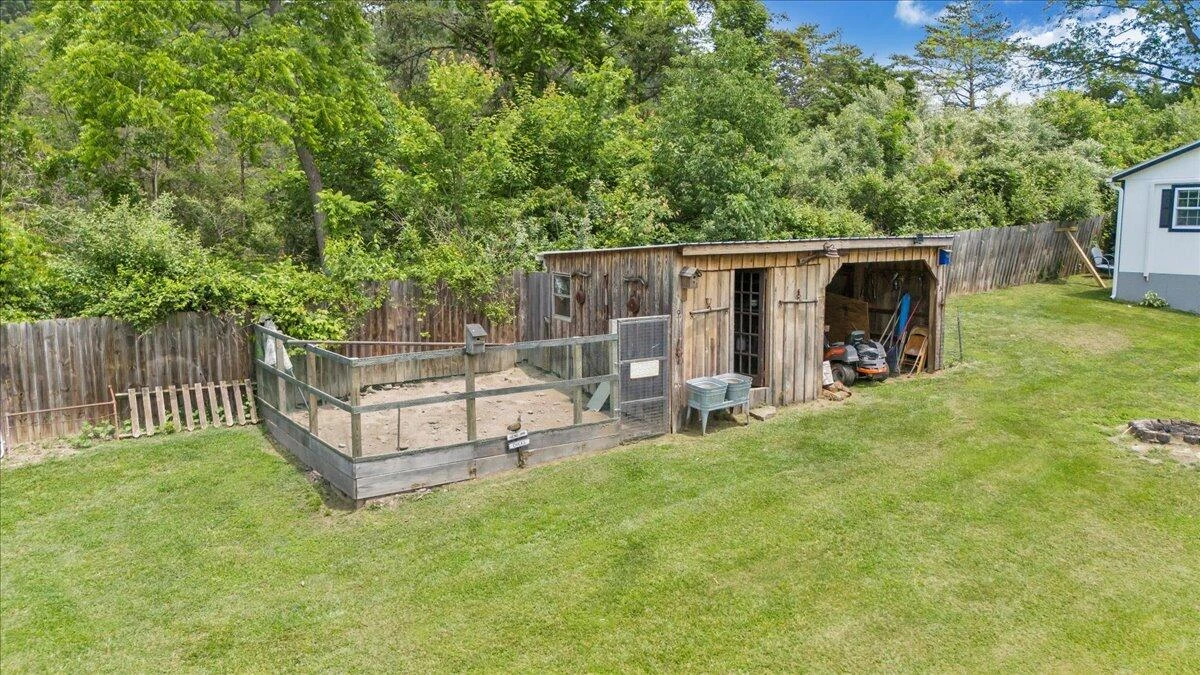 1405 Linden AVE - Photo 127