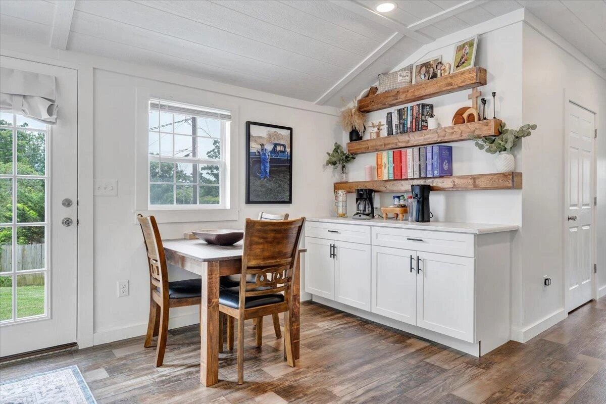 1405 Linden AVE - Photo 21