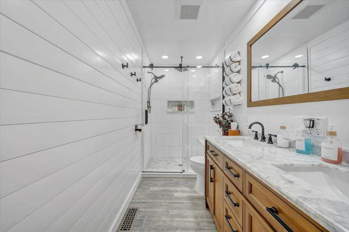 1405 Linden AVE - Photo 40