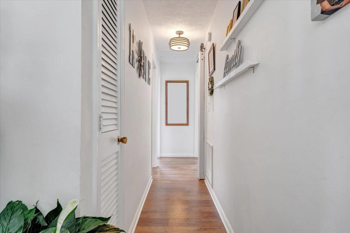 1405 Linden AVE - Photo 44