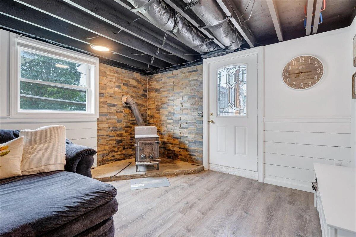 1405 Linden AVE - Photo 64