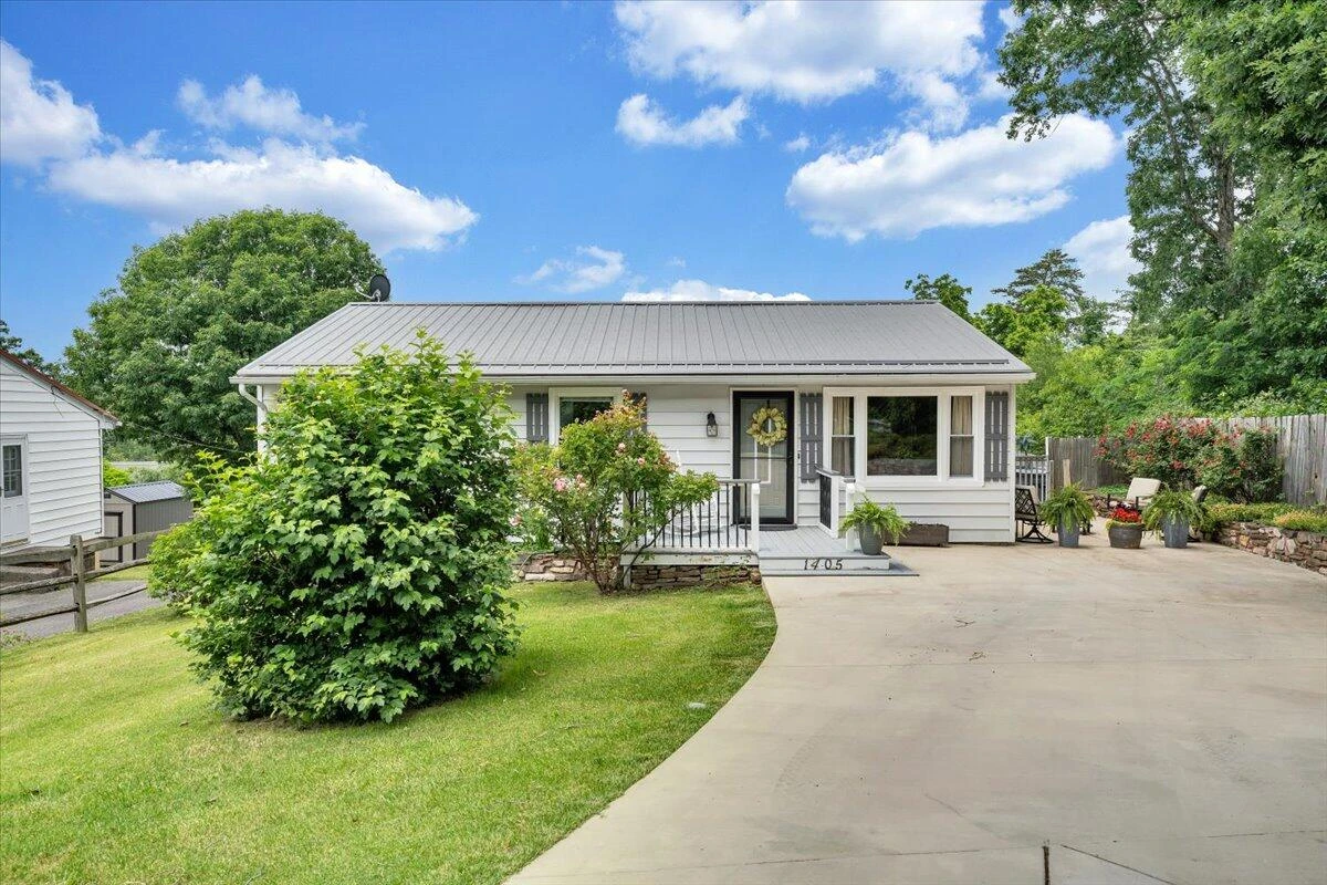 1405 Linden AVE - Photo 96