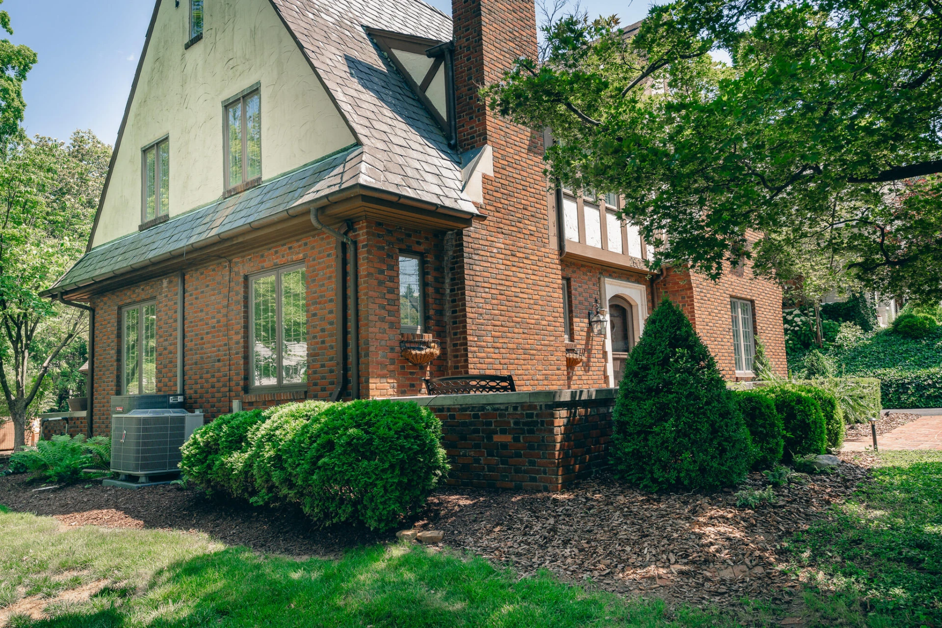 2602 Stanley AVE - Photo 7