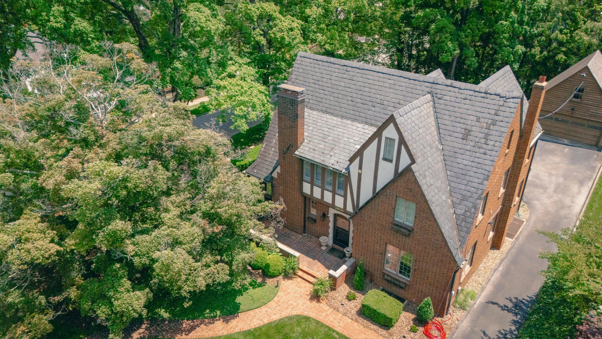 2602 Stanley AVE - Photo 8
