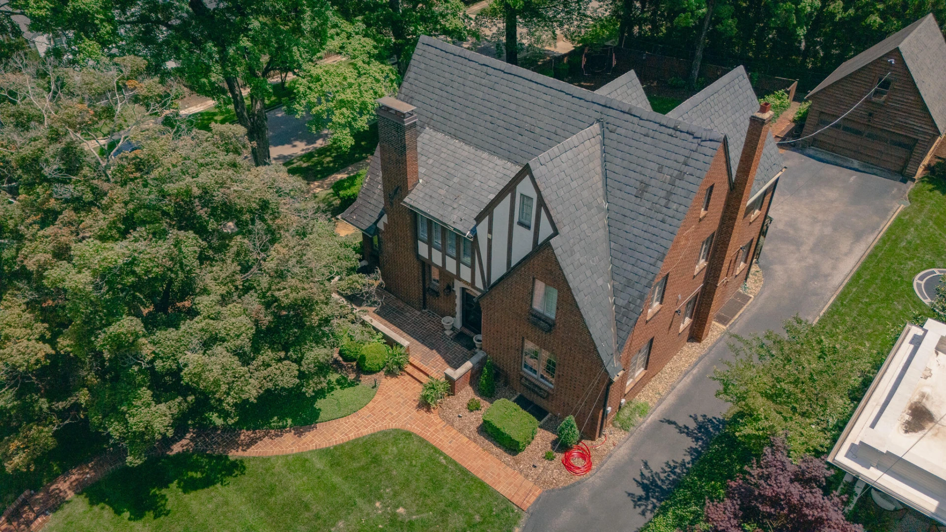 2602 Stanley AVE - Photo 9